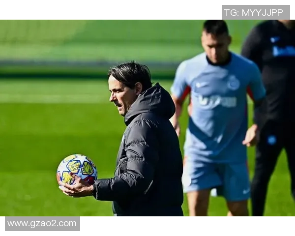 足球球星专用训练裤设计创新 探秘高性能装备如何提升球员训练表现